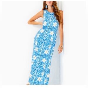 NWT Noelle Maxi Dress in Lunar Blue My Flutter Half Engineered Knit
Size: L